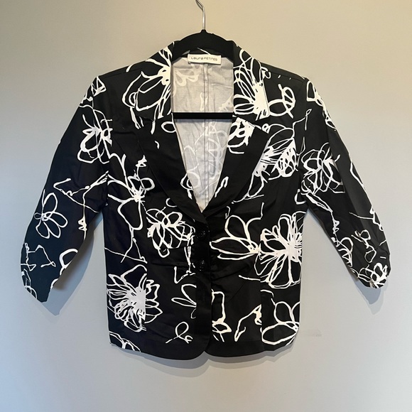 Laura Petites black and white blazer sz. 6 - Picture 2 of 3